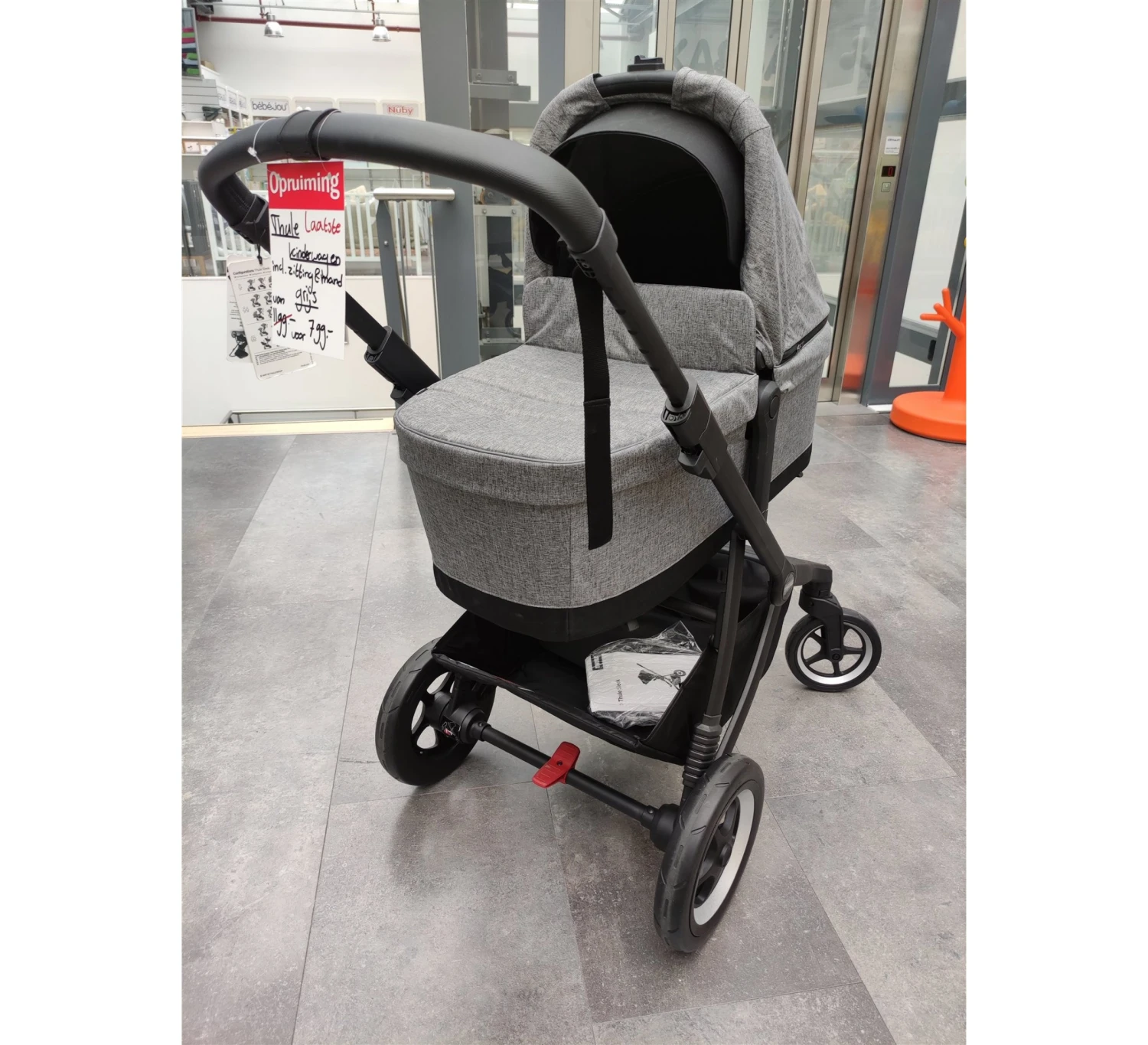 Thule Sleek Kinderwagen - Showmodel 5 Thule Sleek Kinderwagen - Showmodel - Afbeelding 3